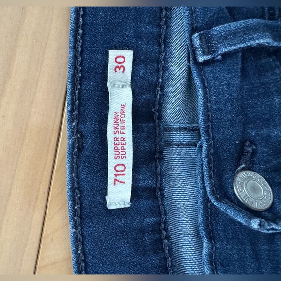 Levi’s jeans 710 - Picture 2 of 4